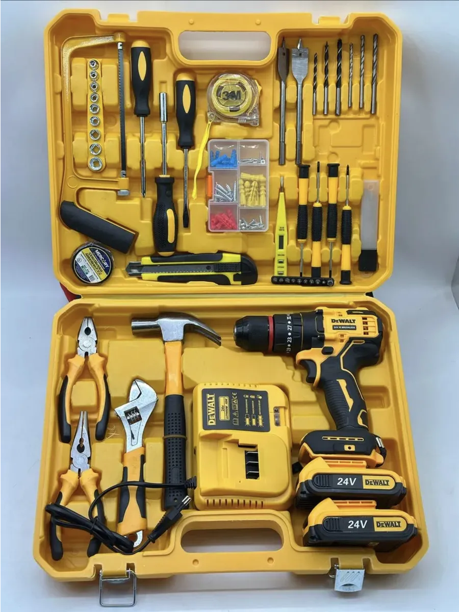 Шуруповерт-дрель аккумуляторный с инструментом DeWalt